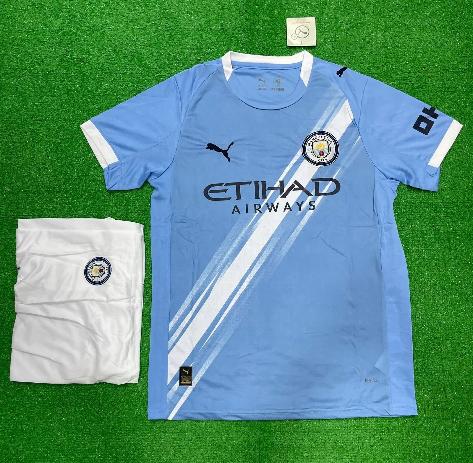 MANCHESTER CITY 25-26 HOME KIT