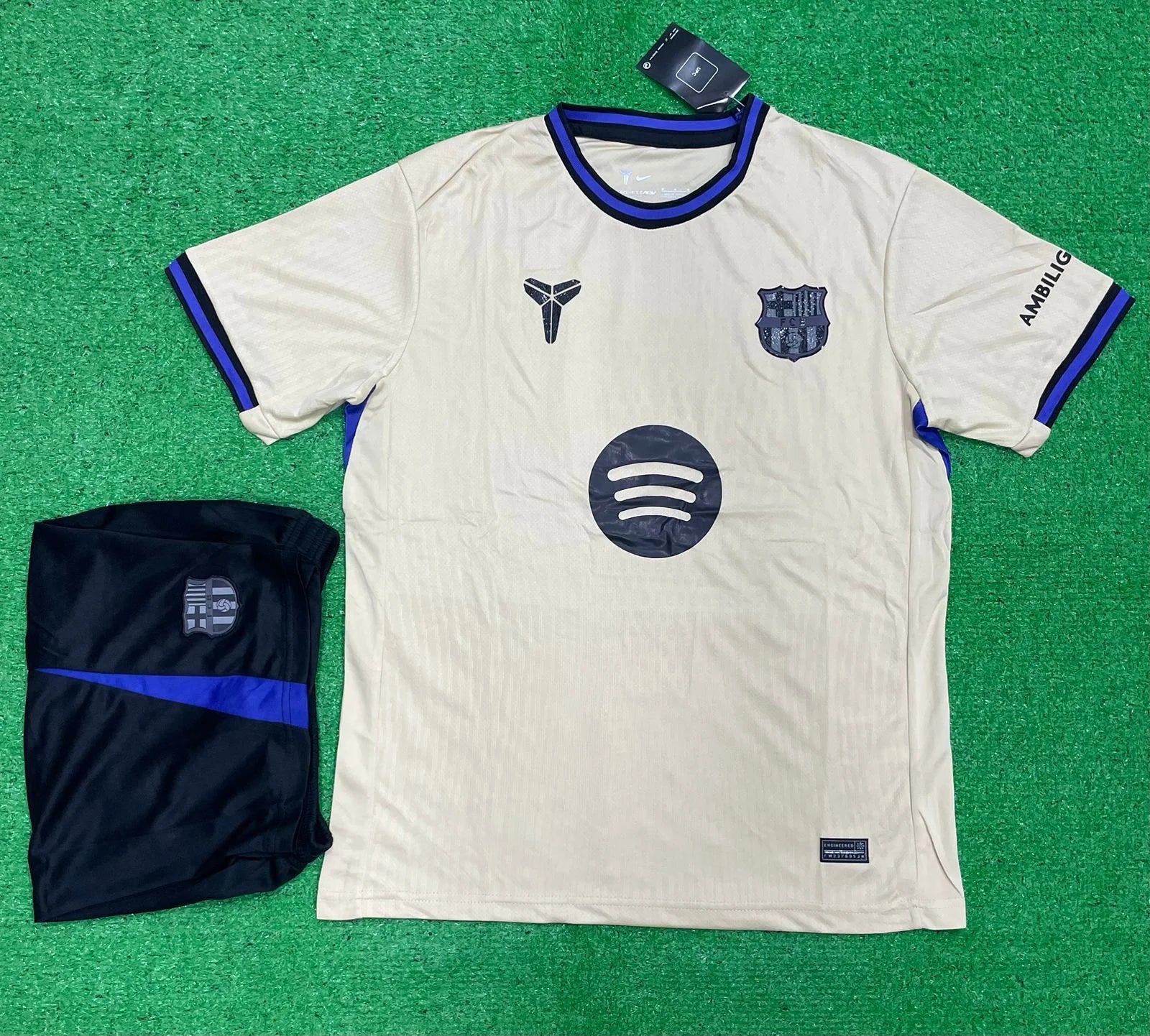 FC BARCELONA 25-26 AWAY KIT