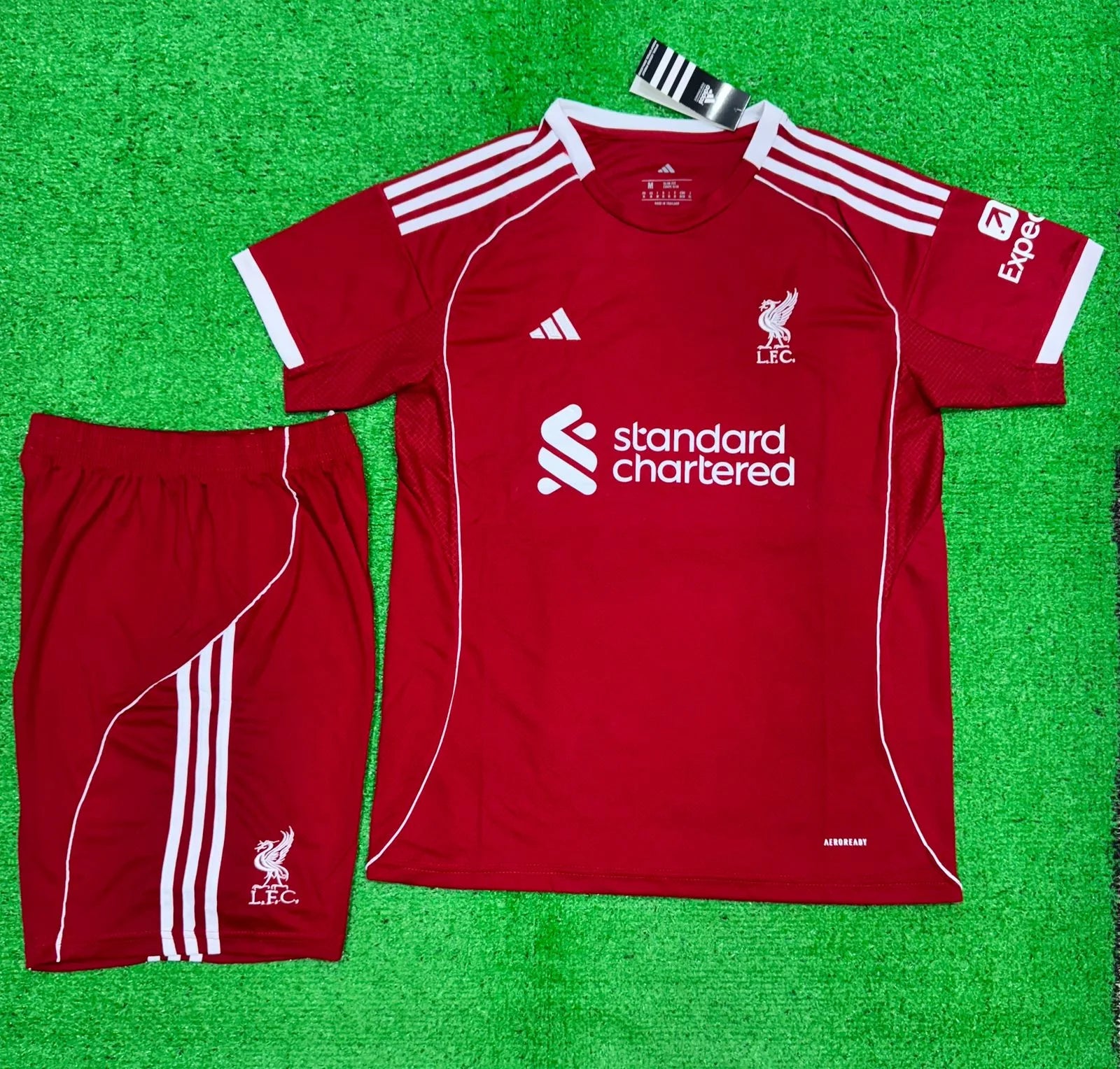 LIVERPOOL 25-26 HOME KIT