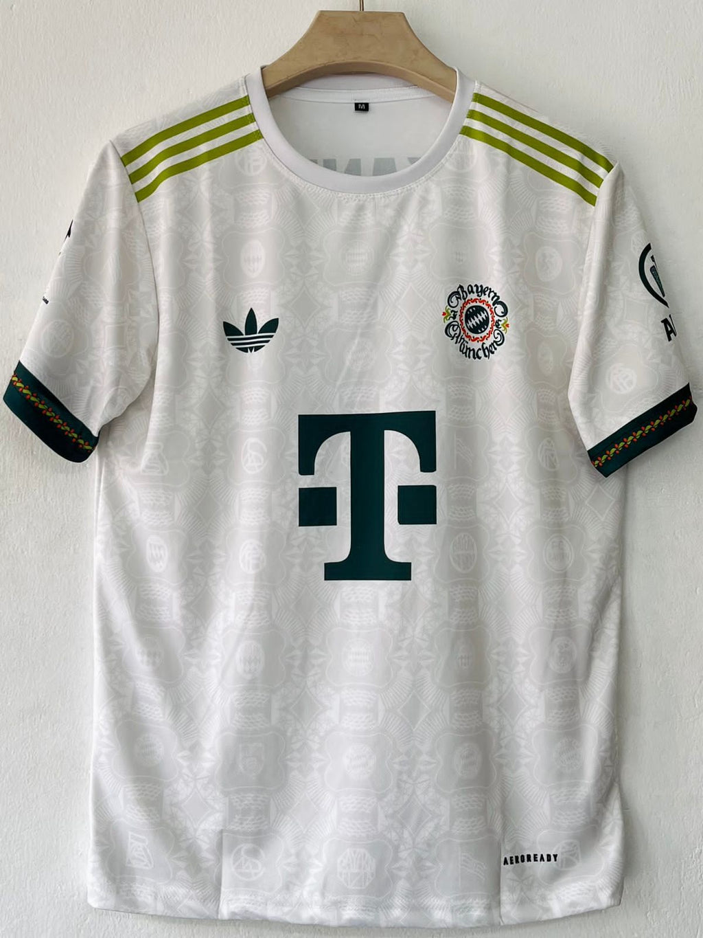 FC Bayern Munich 2025/2026 Oktoberfest Fans Jersey Kane