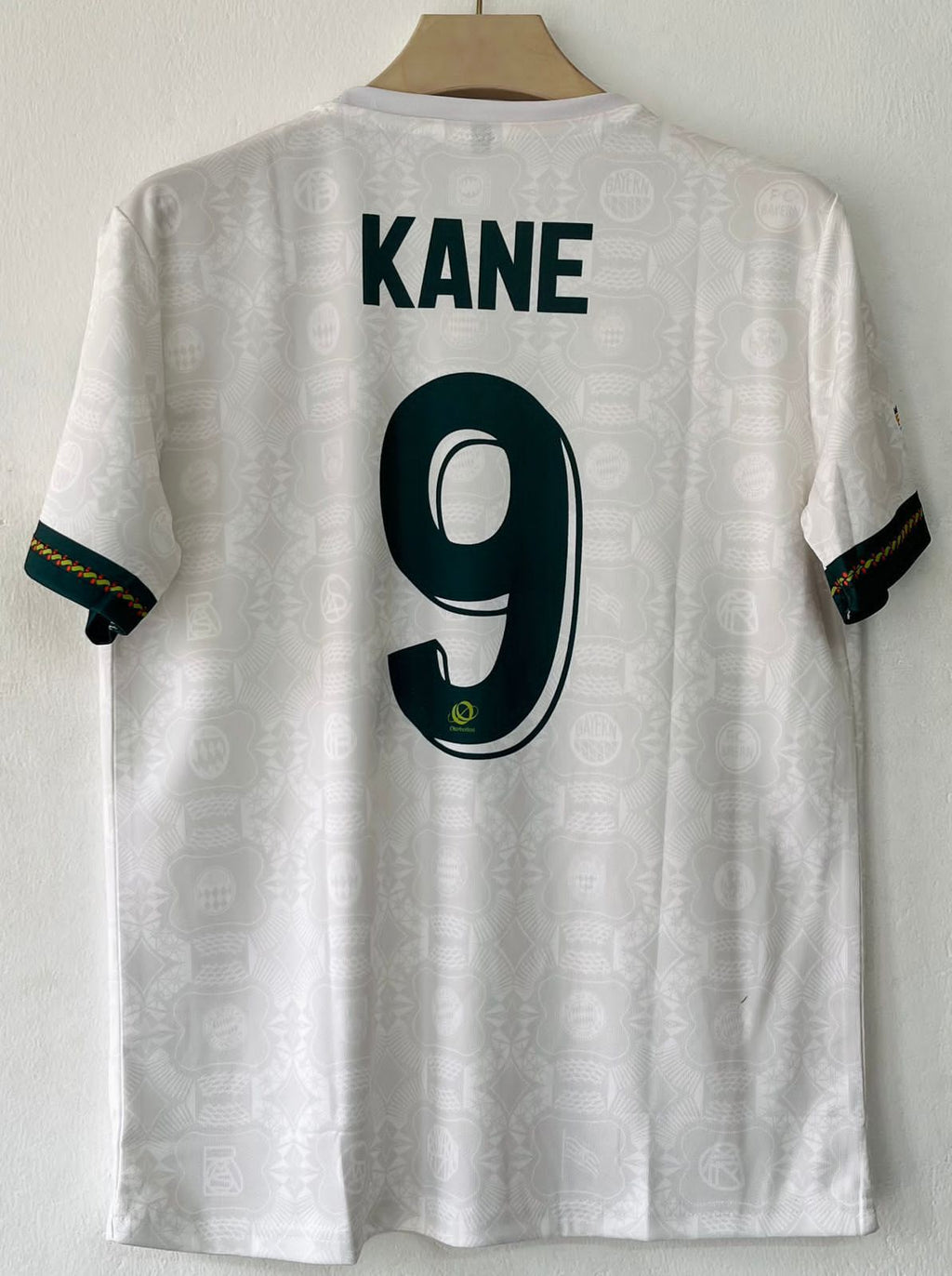 FC Bayern Munich 2025/2026 Oktoberfest Fans Jersey Kane