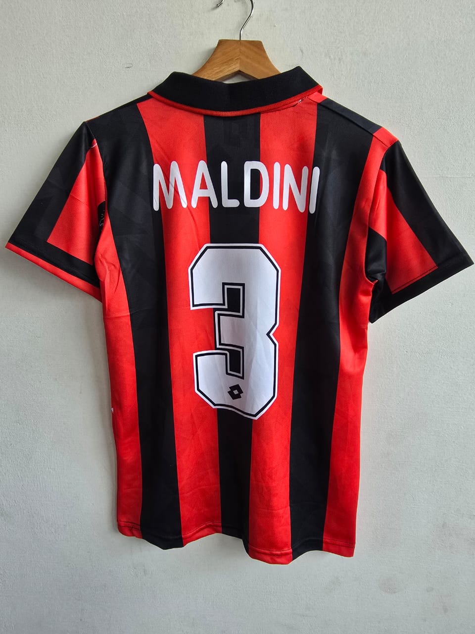 AC Milan 1993/1994 Home Jersey Collar Embroidery Maldini