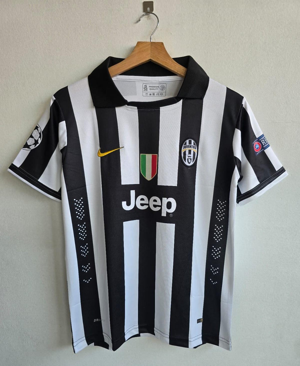 Juventus 2014/2015 Home Jersey Collar Embroidery Pogba
