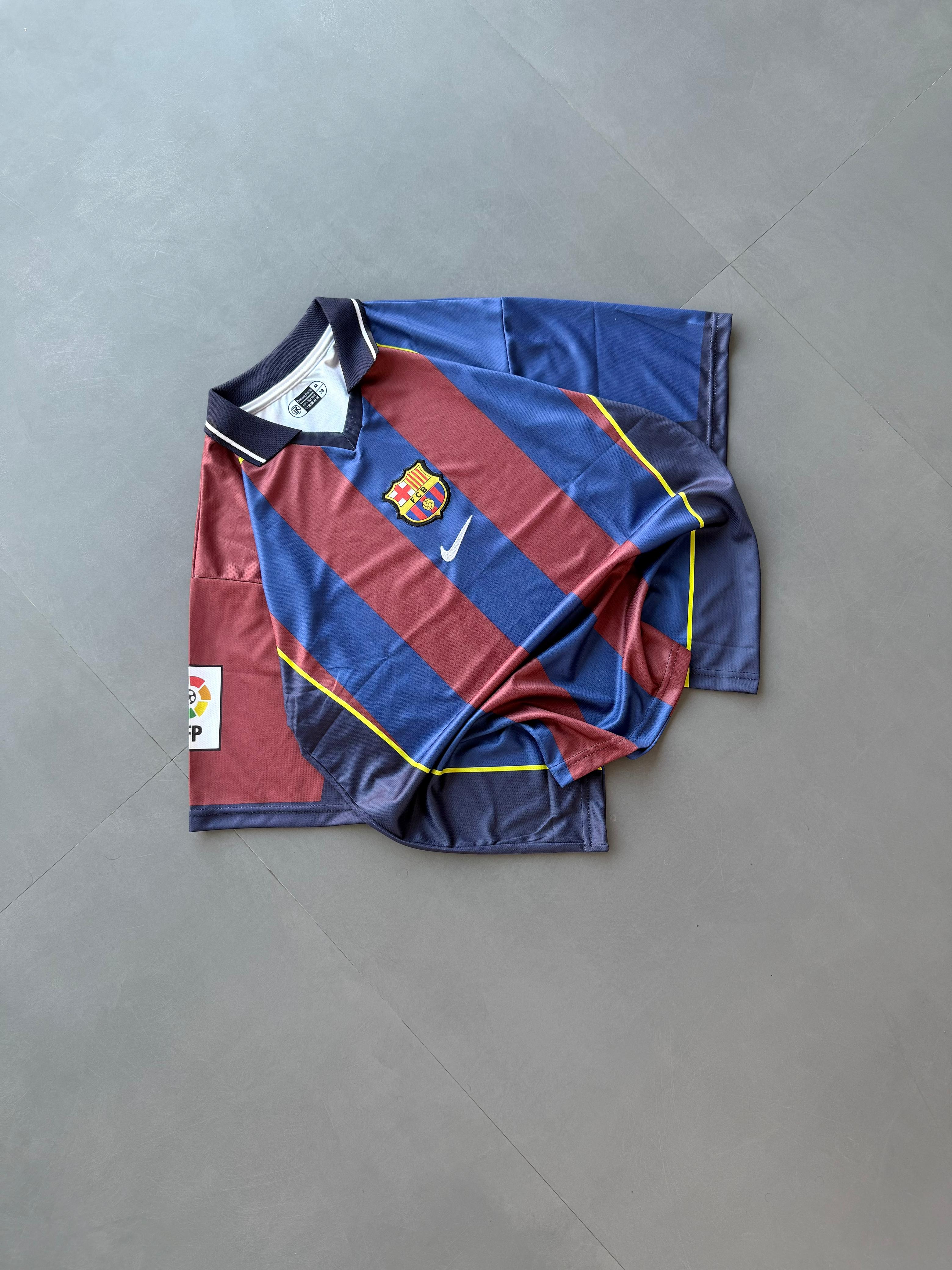 Barcelona 2001/2002 Five Sleeve Collar Embroidery Home Jersey