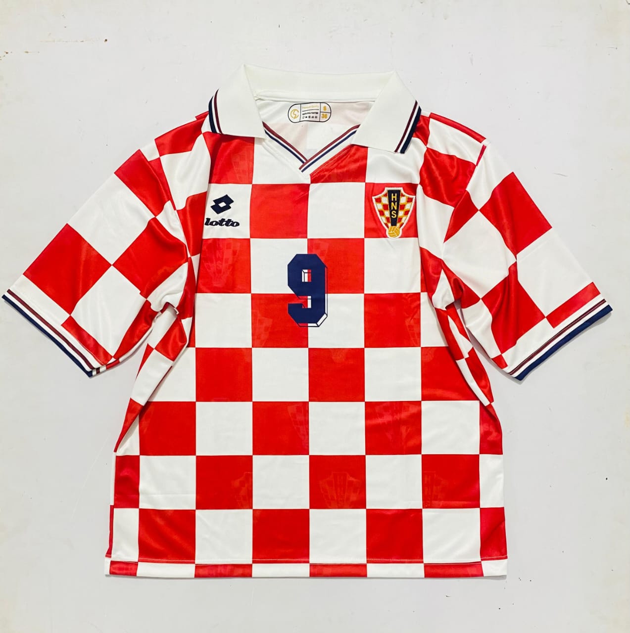 CROATIA 1996 - 1998 COLLAR FIVE SLEEVE EMBROIDERY HOME JERSEY