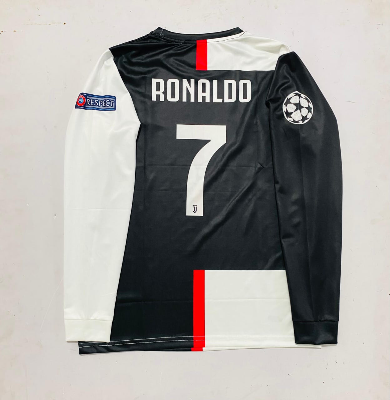 JUVENTUS 2019/2020 FULL SLEEVE EMBROIDERY HOME JERSEY RONALDO