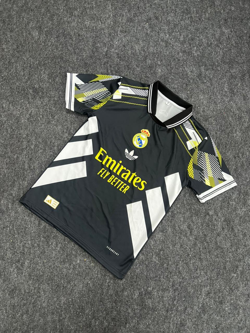 REAL MADRID 2025 - 2026 SPECIAL EDITION COLLAR JERSEY MBAPPE