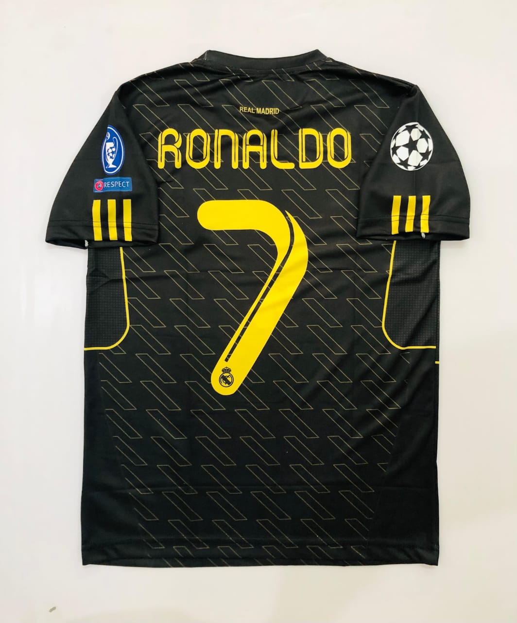 REAL MADRID 2011 - 2012 EMBROIDERY AWAY KIT RONALDO