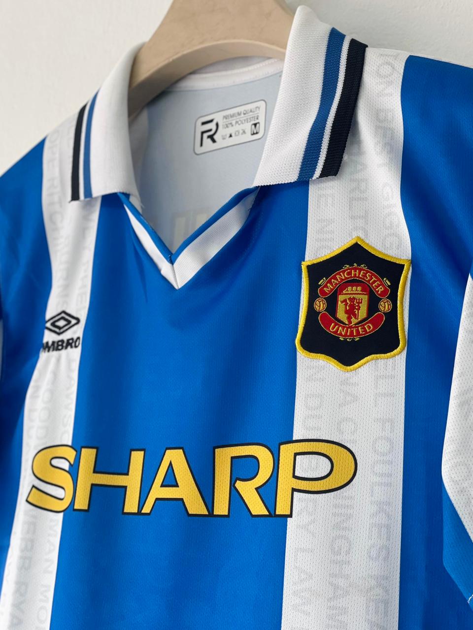 MANCHESTER UNITED 1994 - 1996 COLLAR EMBROIDERY THIRD JERSEY BECKHAM