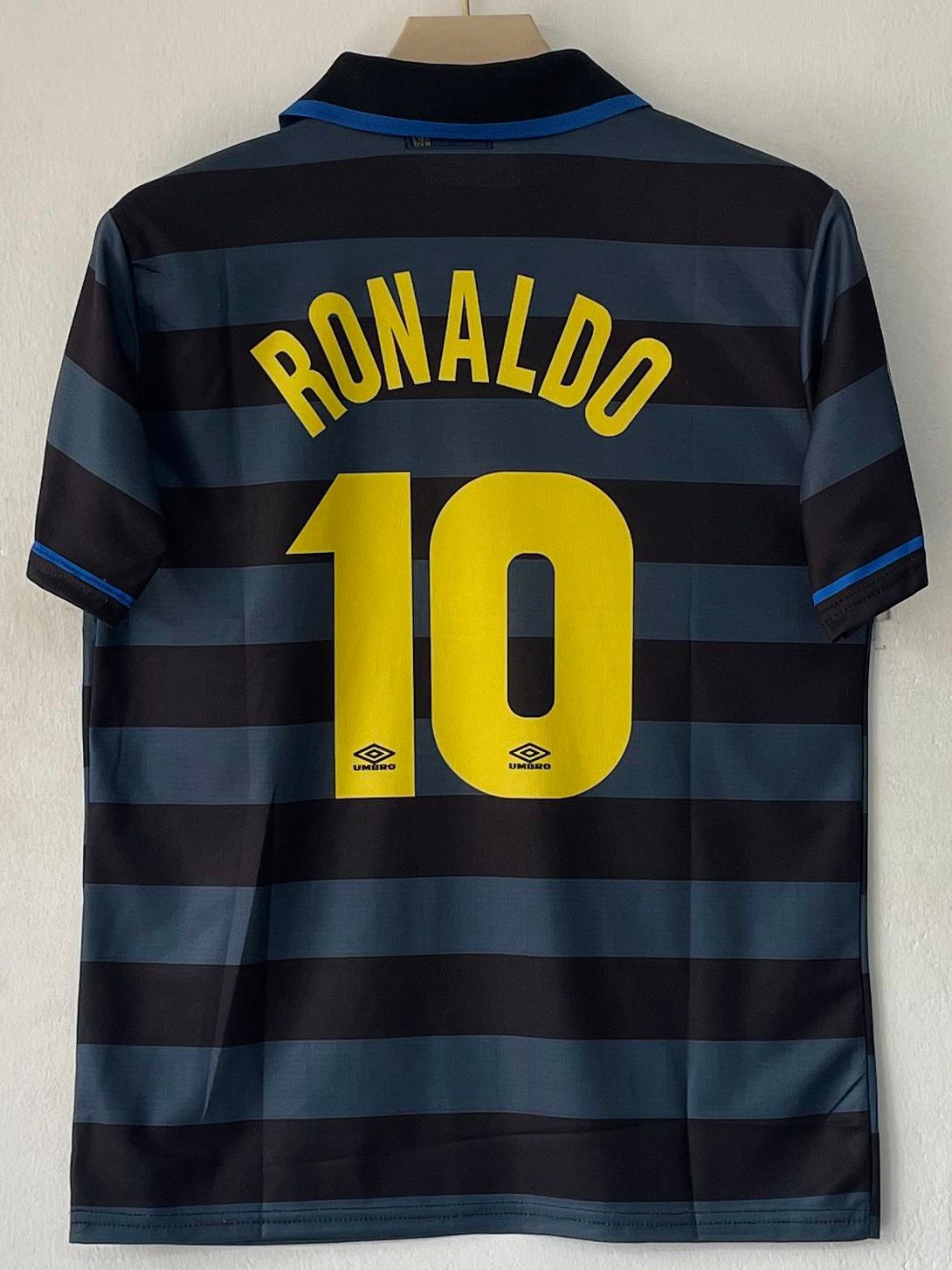 INTER MILAN 1997 - 1998 COLLAR EMBROIDERY THIRD JERSEY