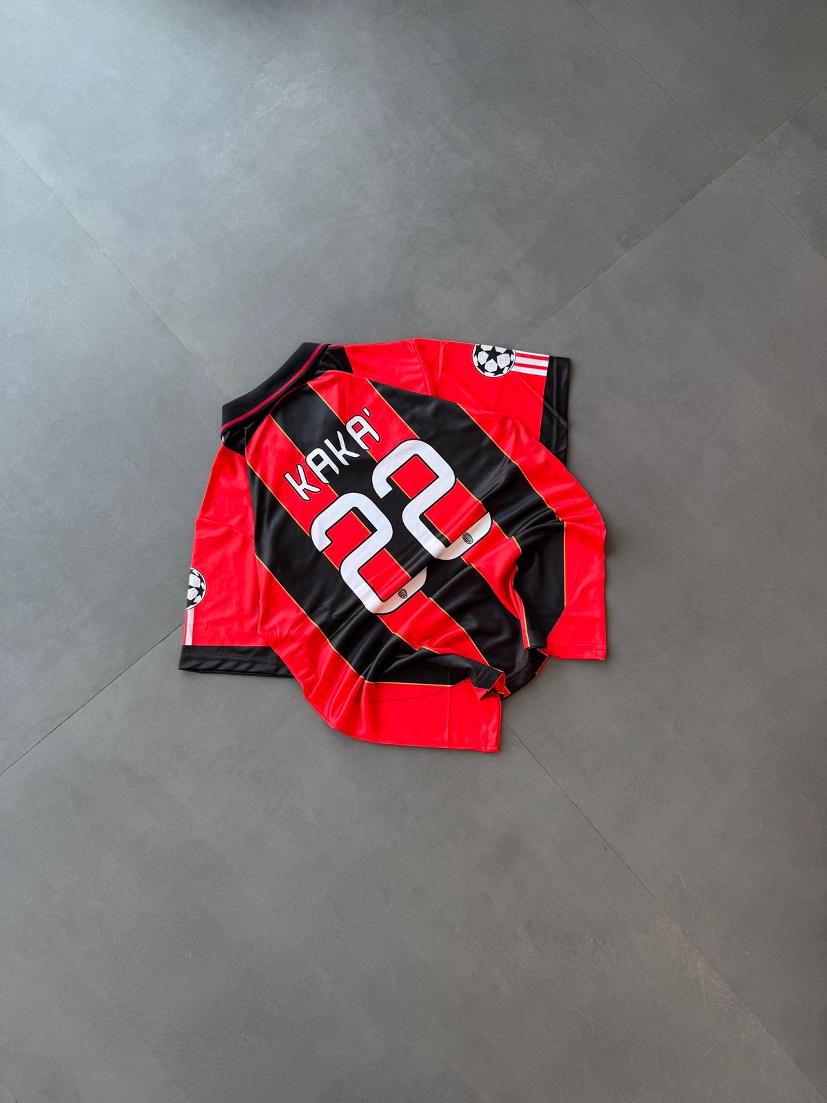 AC MILAN HOME JERSEY COLLAR PREMIUM EMBROIDERY KAKA