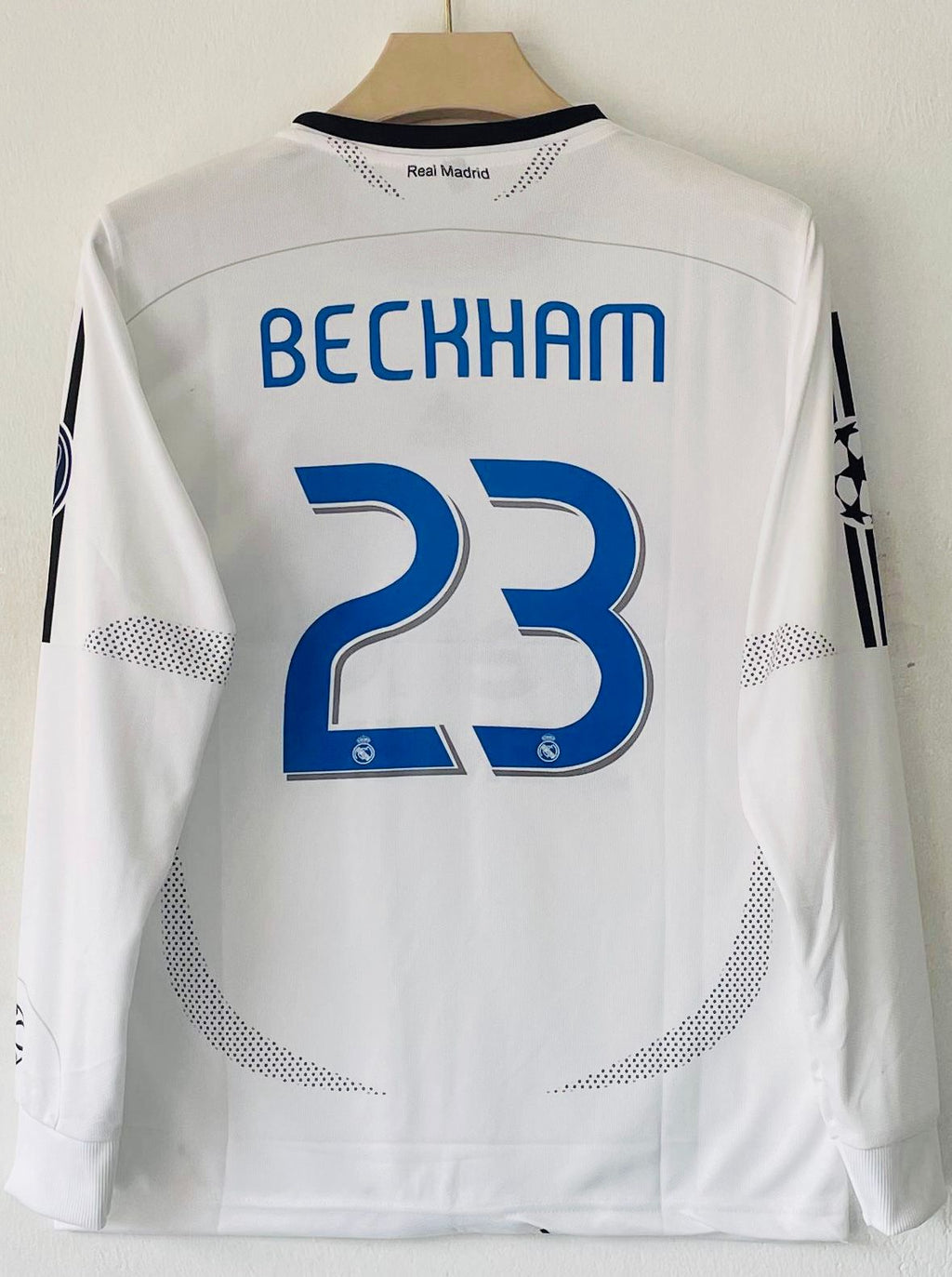 REAL MADRID 2006 - 2007 FULL SLEEVE EMBROIDERY HOME JERSEY BECKHAM