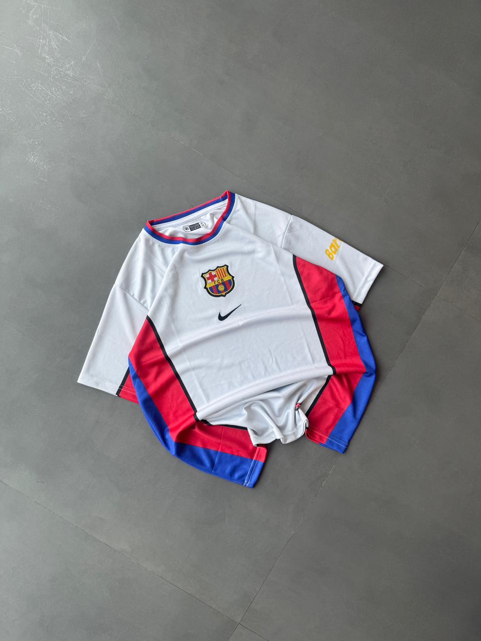 FC BARCELONA 1998 - 1999 AWAY JERSEY EMBROIDERY FIGO