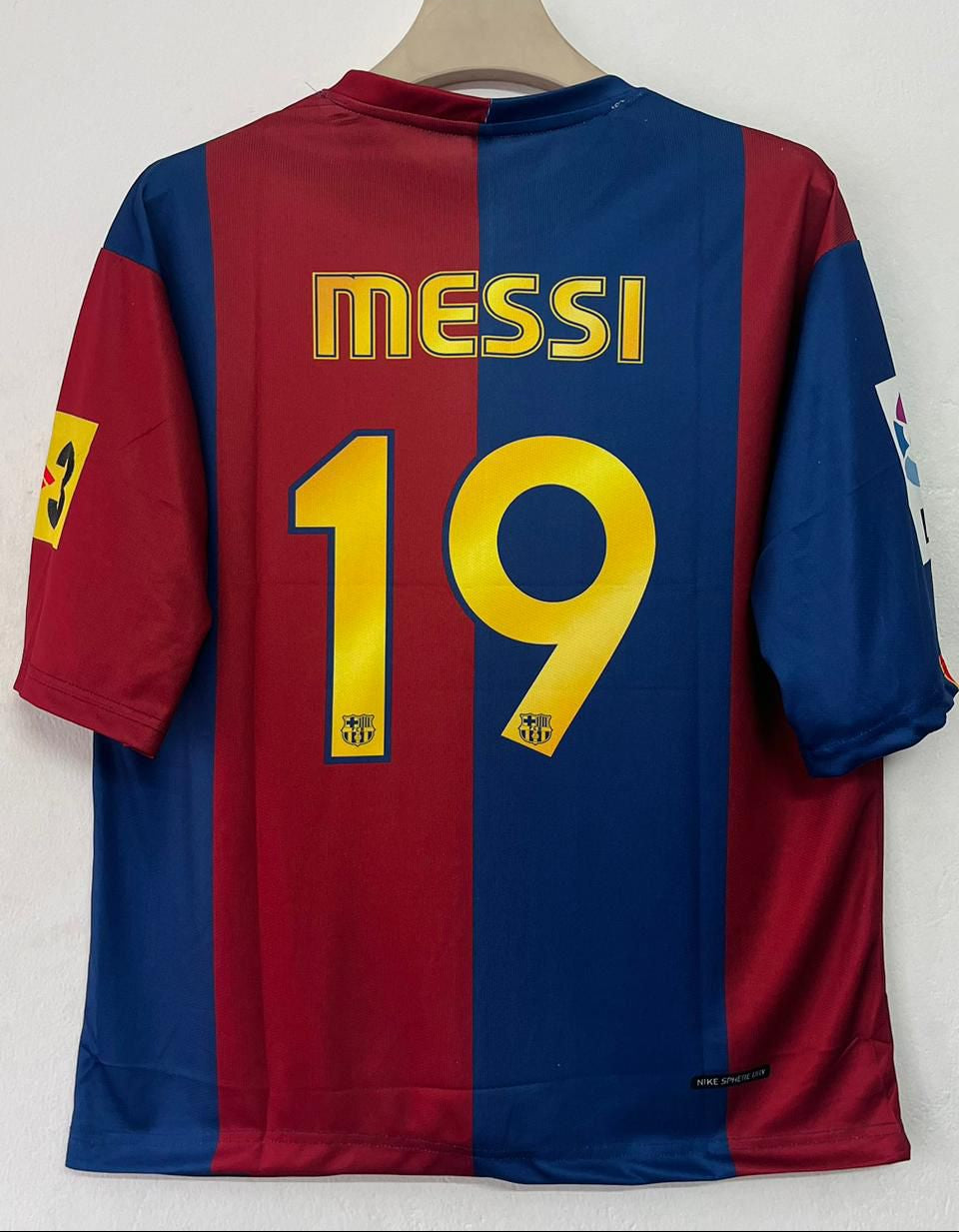 FC Barcelona 2006/07 Five Sleeve Home Jersey – Messi #19