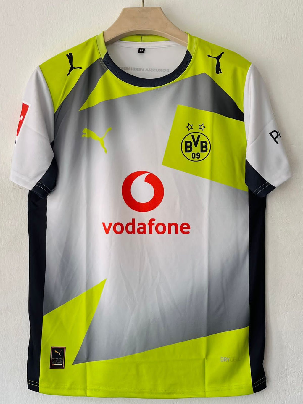 Borussia Dortmund 2025/2026 Away Jersey