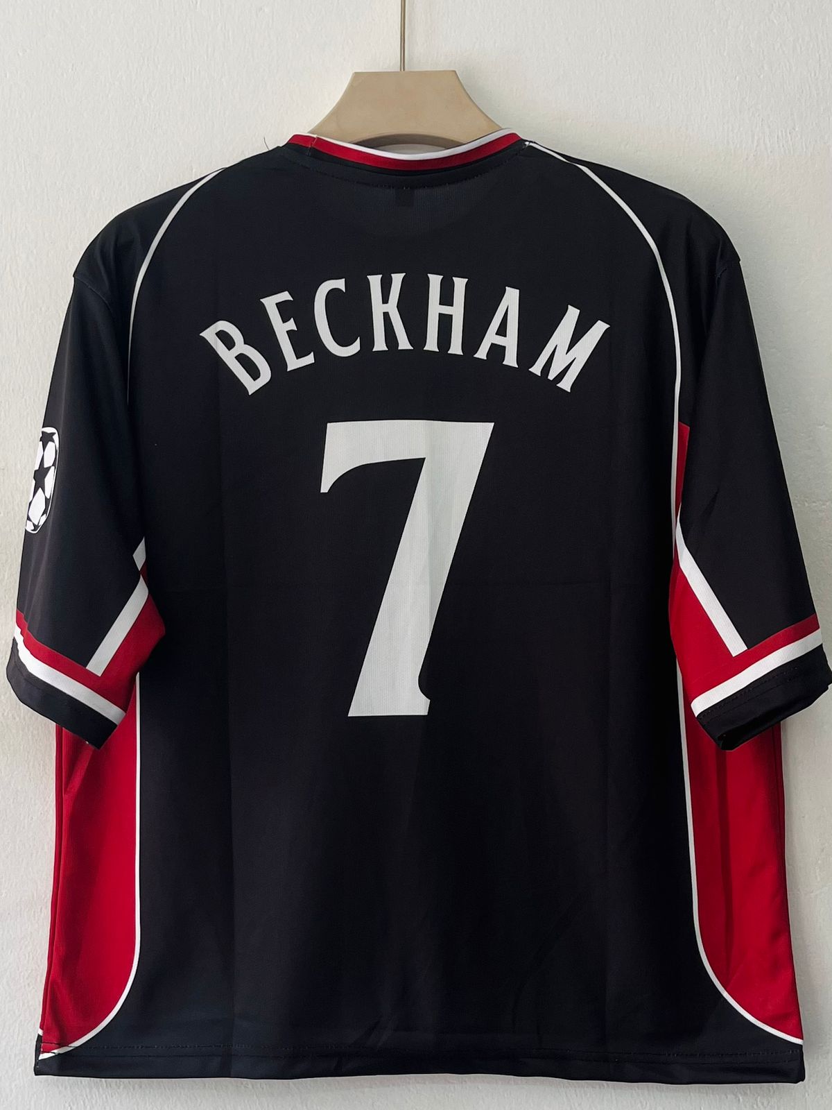 Manchester United 2000/2001 Five Sleeve Third Kit Beckham