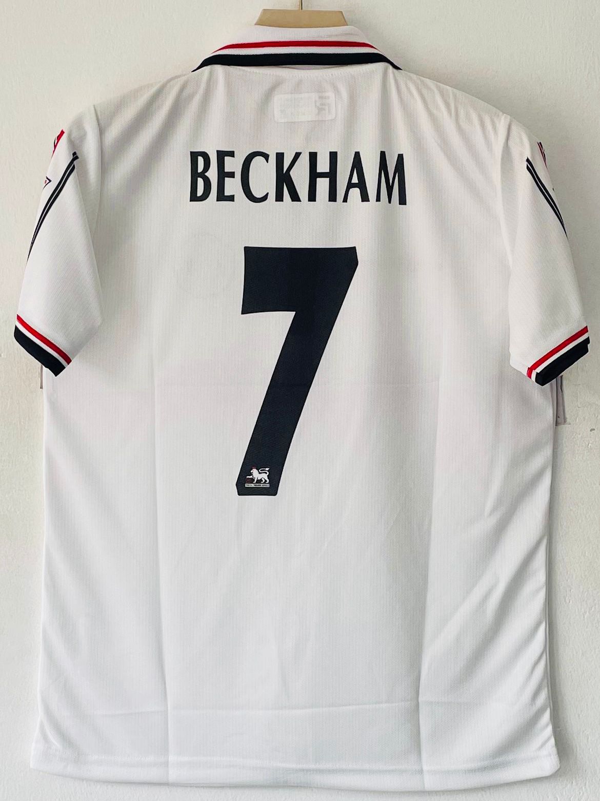 MANCHESTER UNITED 1998 - 1999 ZIP COLLAR PREMIUM EMBROIDERY AWAY JERSEY BECKHAM